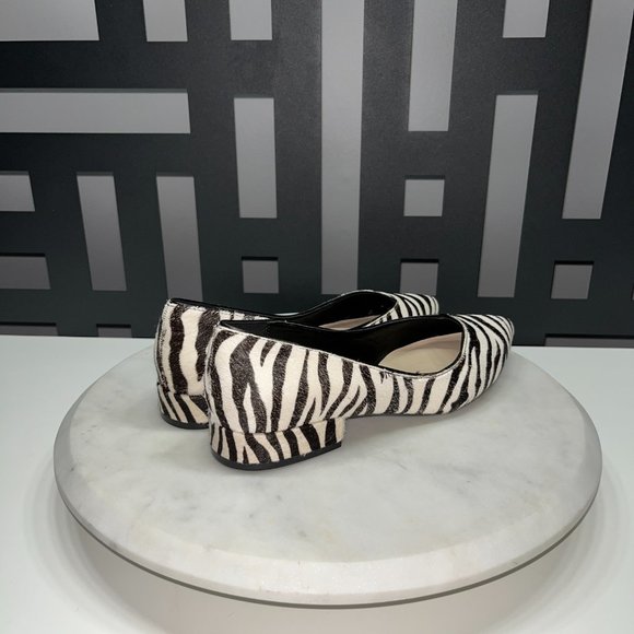 Kenneth Cole Camelia Flats - Picture 3 of 8